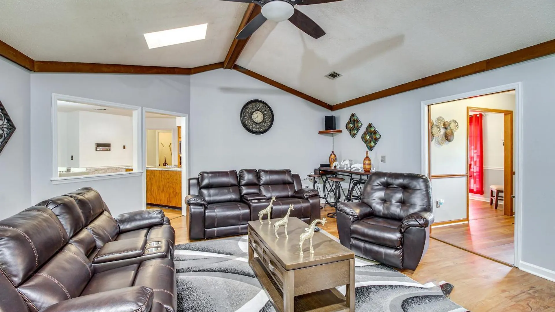 Holiday home Beautiful Hinesville Retreat With Lanai And Pool!
